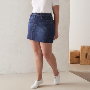 NWT Levi's Denim Skirt with Frayed Hem